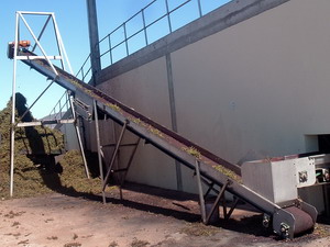 Incline Belt Conveyor