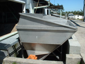Offloading Bin