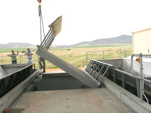 Tipping Platform